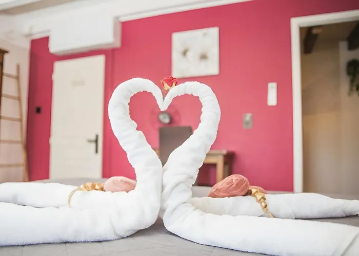 Photo de Chez Pépette - Belles chambres pas chères, modernes et cosy ! Lanas, Vogüé, Balazuc, Aubenas, Ruoms, Grotte Chauvet Ardèche
