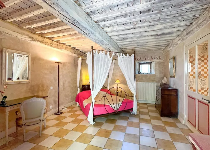 صورة Belle Chambre Avec Grand Espace De Vie - Reventin Vaugris