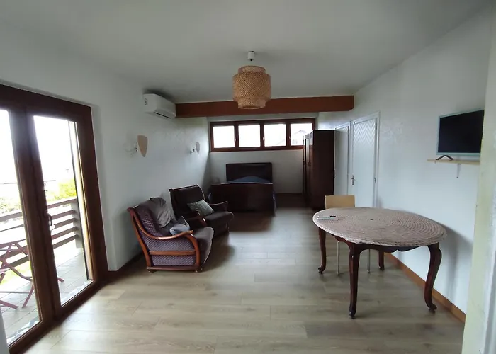 Appartement F1 En Maison Calme Amancy φωτογραφία