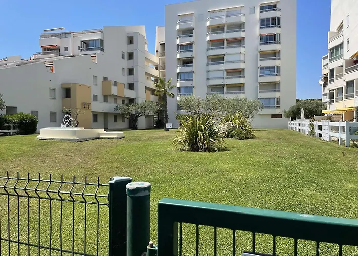 foto di Appartamento Deux pièces rénové avec terrasse, parking privé à Port Camargue - FR-1-250-173 Saint-Melany