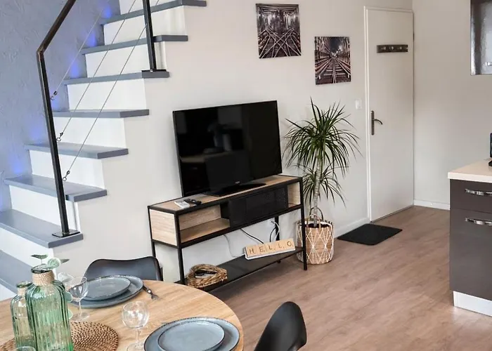 Loft, Studio And Love Rooms Bourg-Saint-Christophe 사진