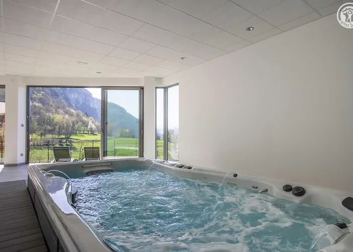 Willa L'Arveysan Sainte-Marie-D'Alvey zdjęcie