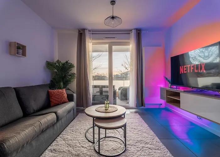 Ferienwohnung Le Magnifique - Grand Balcon - Netflix - Grand Marche Saint-Priest  Foto