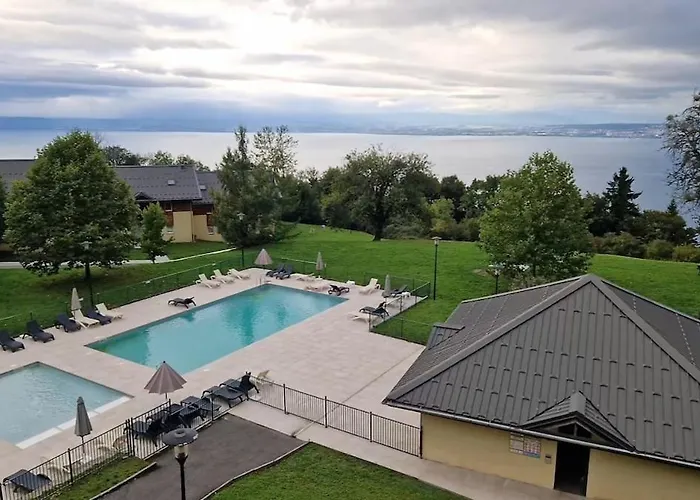 Фото 2-Room Apartment With Breathtaking Views Of Lake Geneva Лугрин