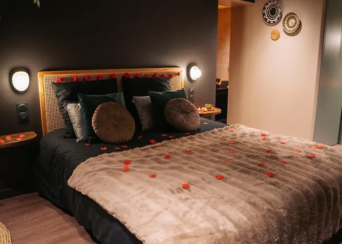 Mana Suite - Appartement De Luxe Avec Jacuzzi Xxl Tarare zdjęcie