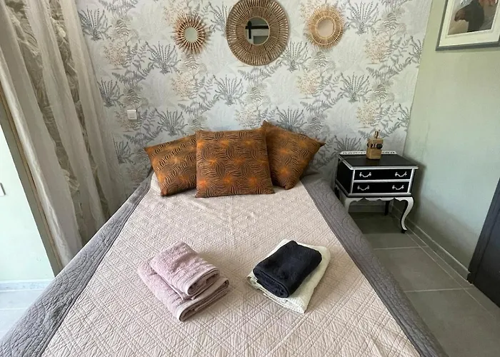 Saint-Jean-de-MuzolsDoux-Jasminアパートメントの写真