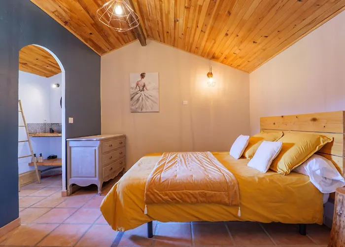 Bed and Breakfast Les Terrasses De Collanges Saint-Pierre-de-Colombier foto