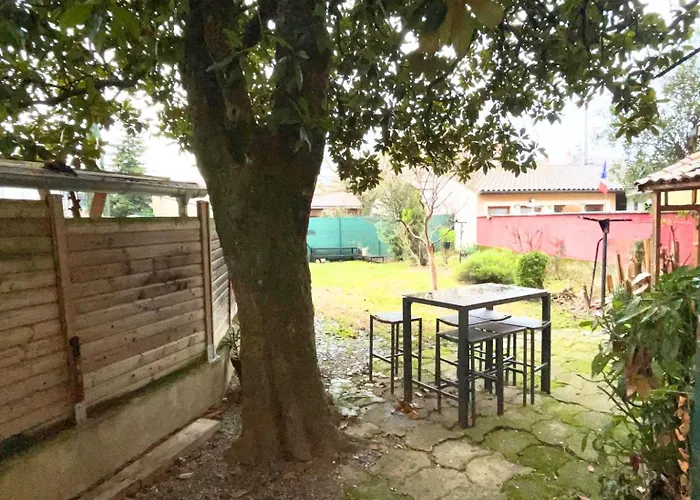 Appartement Romans Sur Isere Parking Jardin Prive תמונה