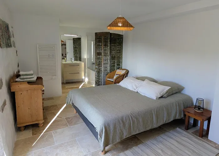 Bed and Breakfast Le Domaine Du Fayet Sanilhac  foto