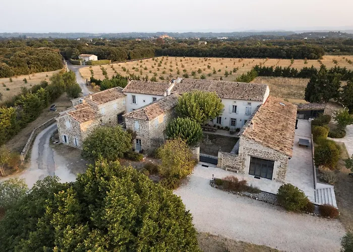 Domaine De La Calamande Grillon képek