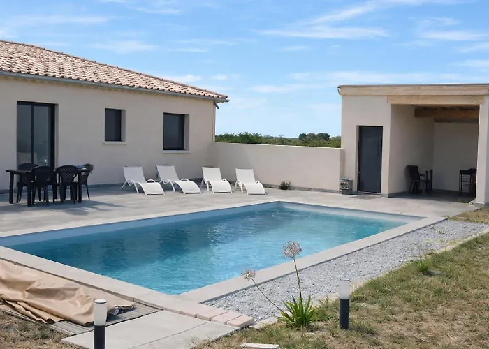 House With 4 Air-Conditioned Bedrooms And Swimming Pool Gravieres照片