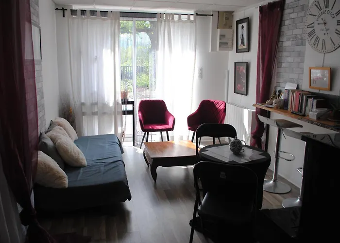 foto di Appartement en rez-de-chaussée au coeur d'un village Les Échelles