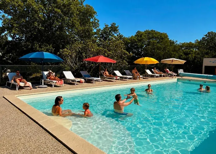 Hotel Les Persedes Lavilledieu  foto