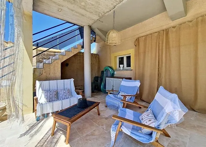 Photo de Les Lônes Grande villa 8 pers Piscines Soyons