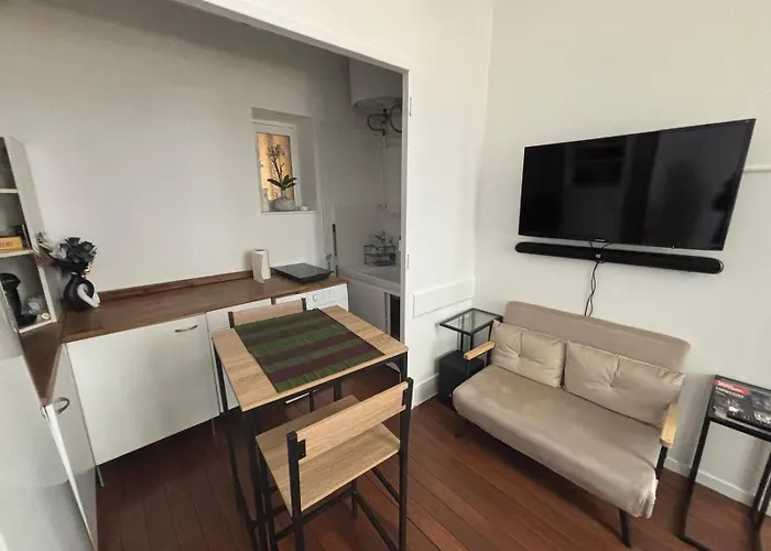 Quiet Apartment In Tassin Parking Lyon Bus photo