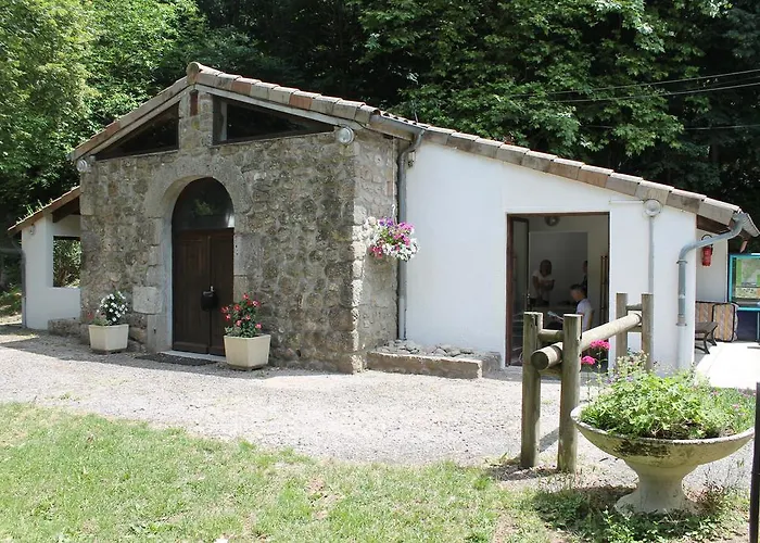 Camping Le Pre Coulet Hotel Saint-Pierreville photo