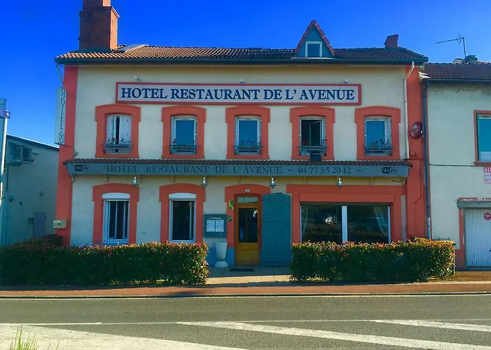 Hotel De L'Avenue Bonson  photo