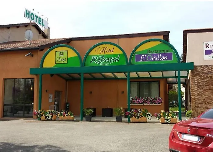Logis Le Ribotel photo