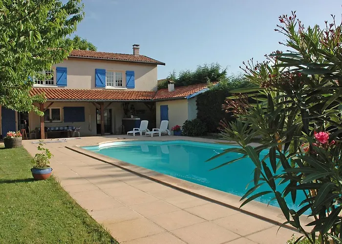 Le Relais Du Grand Logis Bed & Breakfast Civrieux photo