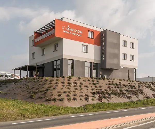 Hotel L'Horizon - Restaurant La Fougassette Saint-Symphorien-sur-Coise photo