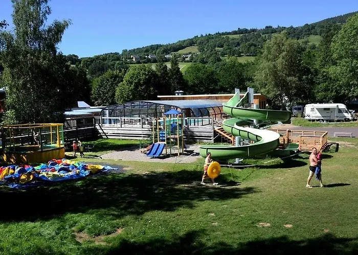 Camping Les Vernieres La Bourboule fotoğrafı