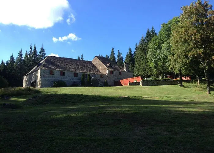 Domaine Du Lac Ferrand Saint-Cirgues-en-Montagne foto