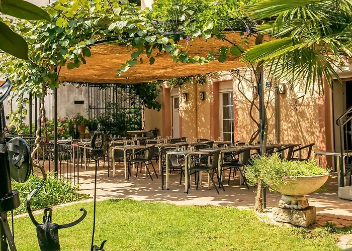 Hotel Restaurant Les Touristes Vals-les-Bains fotoğrafı