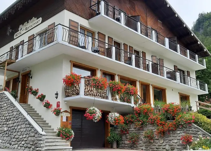 Hotel Flor'Alpes La Giettaz photo